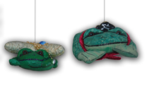 Frog hanging sculpure